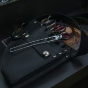 Kuferek – niezbędny do mobilnego salonu barberskiego