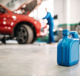 Kanistry HDPE – uniwersalne zbiorniki na płyny